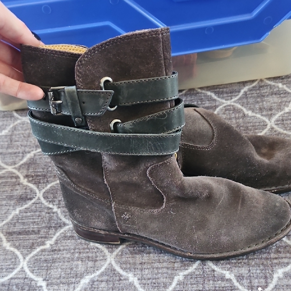Bussola Dark Brown Suede Boots with Straps